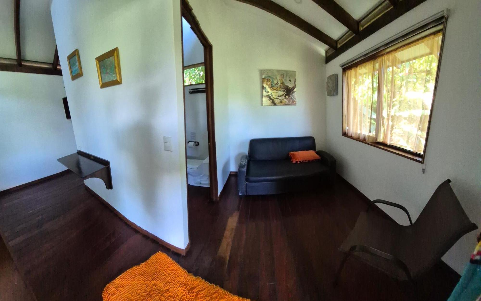 Bed and Breakfast Centro Ananda Guápiles Esterno foto