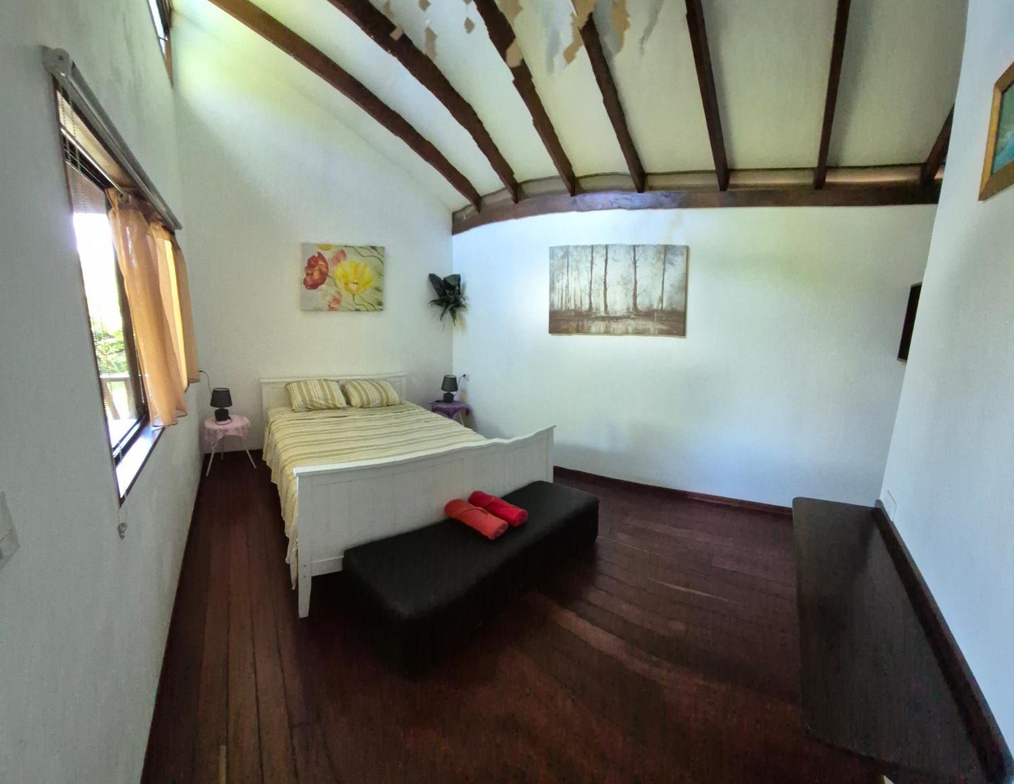 Bed and Breakfast Centro Ananda Guápiles Esterno foto
