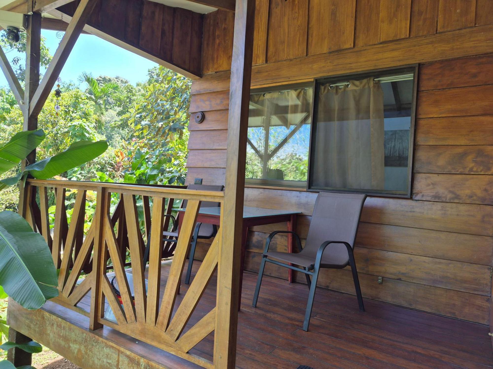 Bed and Breakfast Centro Ananda Guápiles Esterno foto